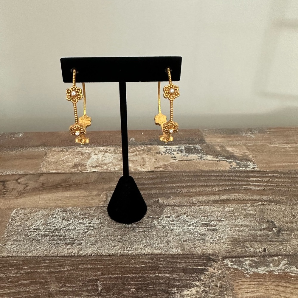 Julie Vos Colette pearl hoop earrings, large
